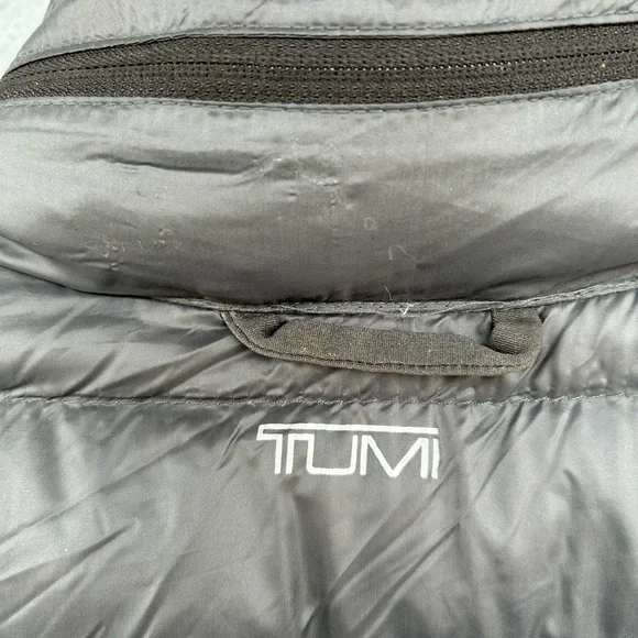 TUMI pax Charcoal Puffer Jacket - Picture 9 of 12